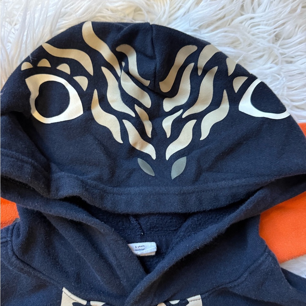 Set of Hoodies - Picture 5 of 9